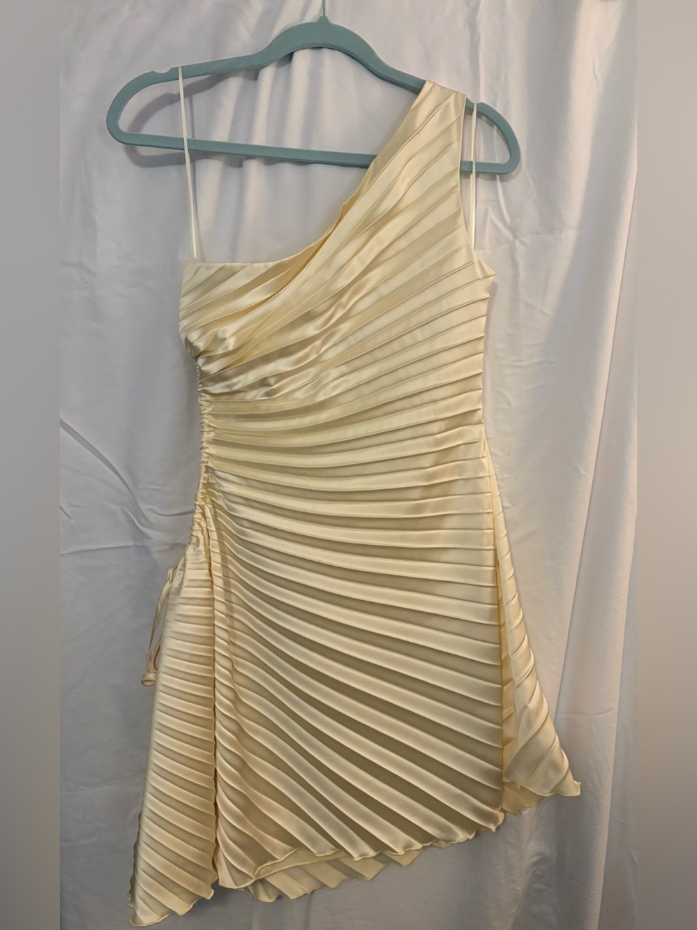Molly Green - NWT - Size M - One-Shoulder Pleated Yellow Satin Dress